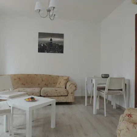 Ramp- Art Apartment *